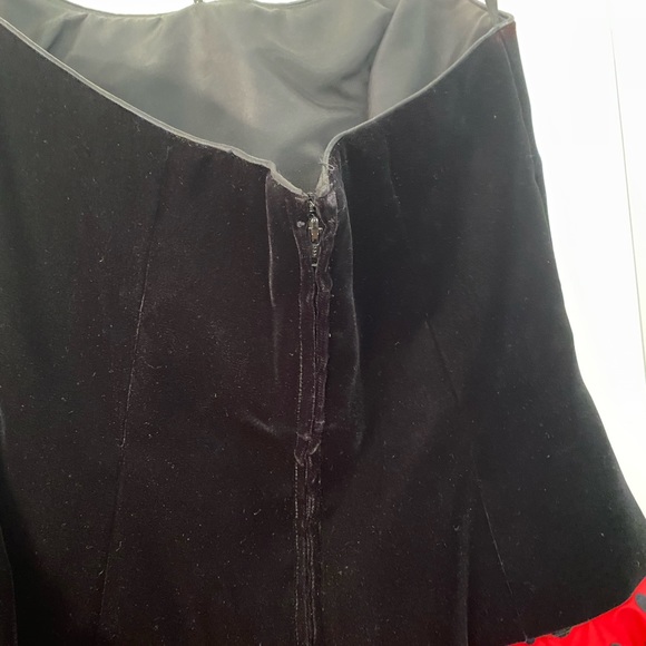 Beautiful - Picture 2 of 5